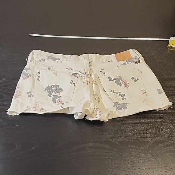 LUCKY BRAND  The Cutoff Denim - Picture 8 of 9